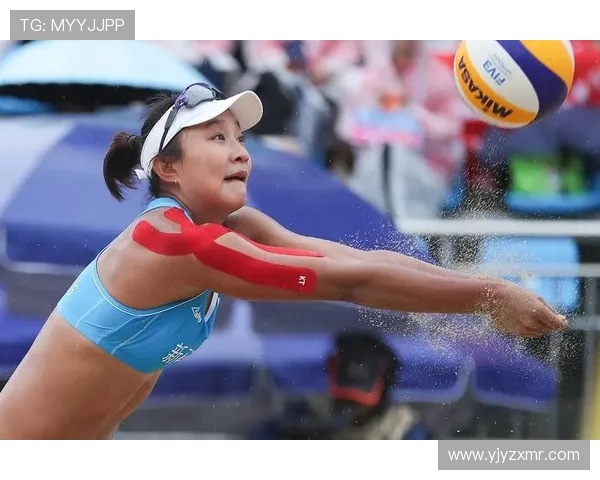全运会女子沙排决赛在香港激烈上演 观众热情高涨现场气氛火爆 全运会女子沙排决赛在香港激烈上演 观众热情高涨现场气氛火爆